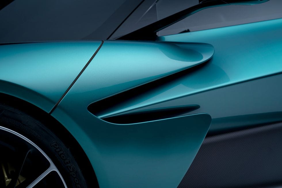 The 2024 Aston Martin Valhalla: A Hybrid Hypercar of Unparalleled Performance