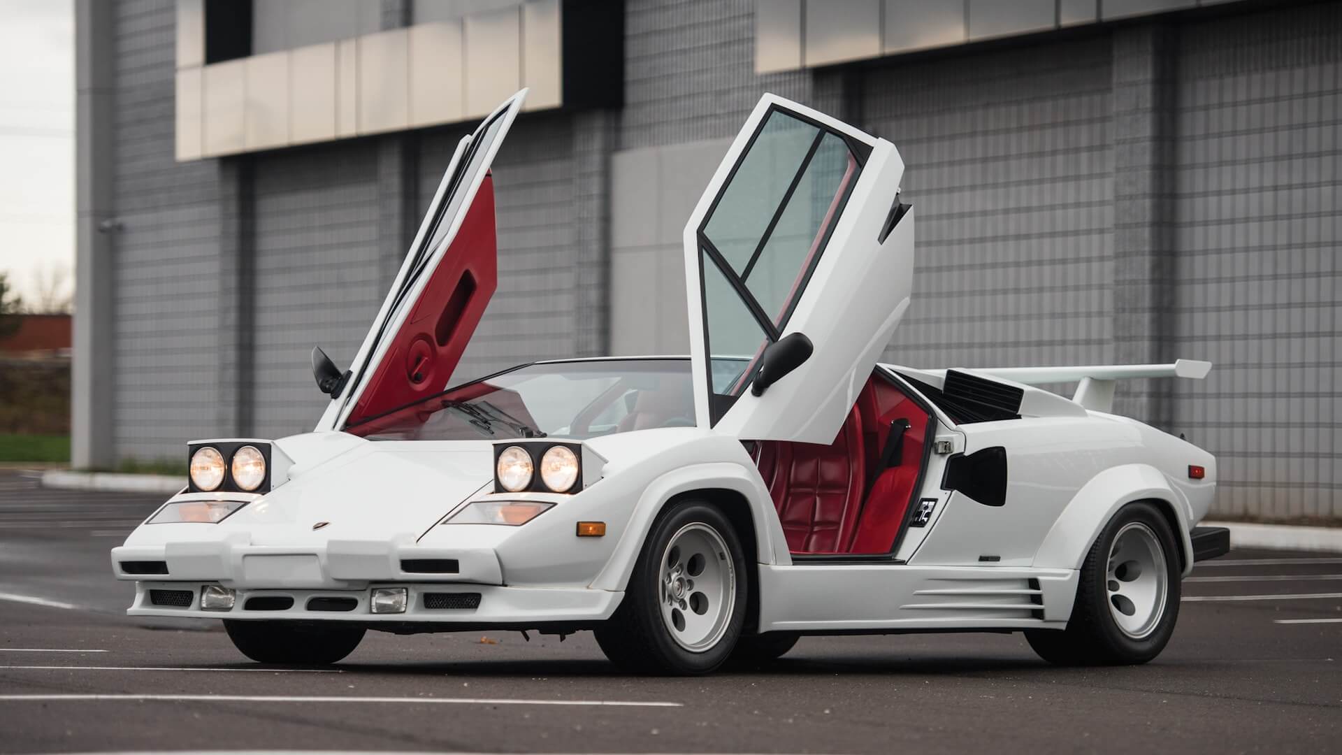 Lamborghini Countach | A Timeless Classic
